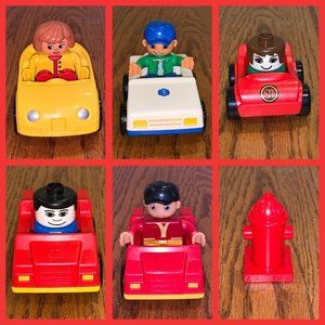Lego Duplo Car Truck Lot-Vintage Minifig Fire Hydrant Medic ambulance sports car